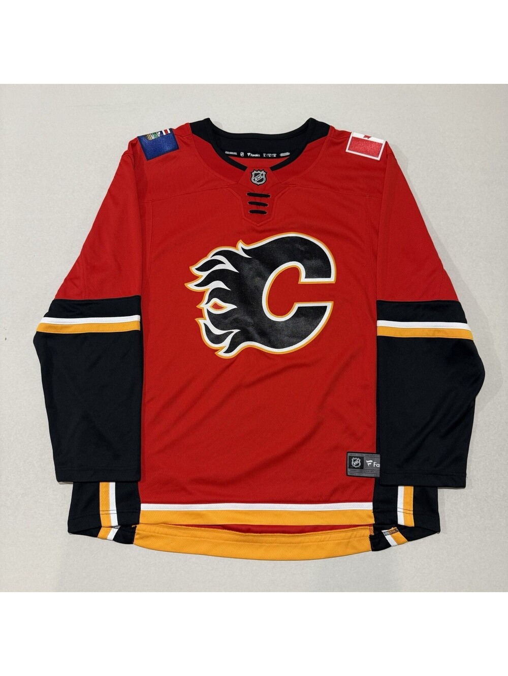 Retro Calgary Flames Hockey Jersey Size XL Fanatics Men’s